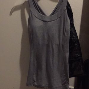 Lululemon top!
